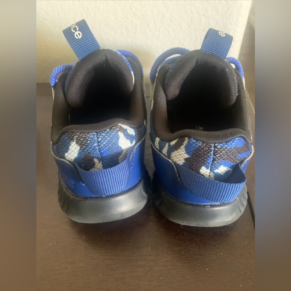 Boy's Shoes New Balance Kids Playgruv v2 Bungee (Little Kid) size 10.5 wide EUC - Picture 5 of 9